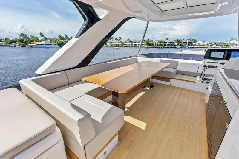 Slide: The Image of Ferretti 670 2026 - 8054738