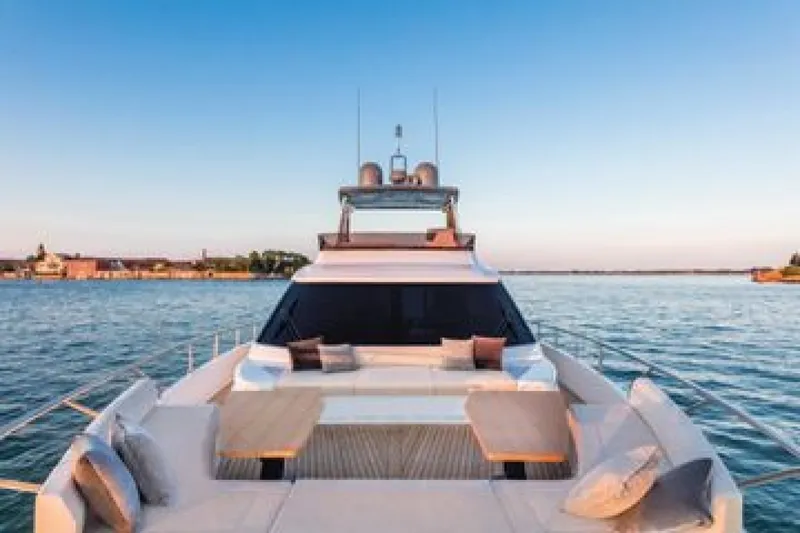 Slide: The Image of Ferretti 670 2026 - 7938195