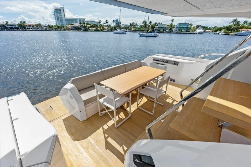 Slide: The Image of Ferretti 670 2026 - 8054733