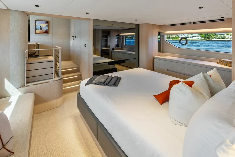 Slide: The Image of Ferretti 670 2026 - 8054787