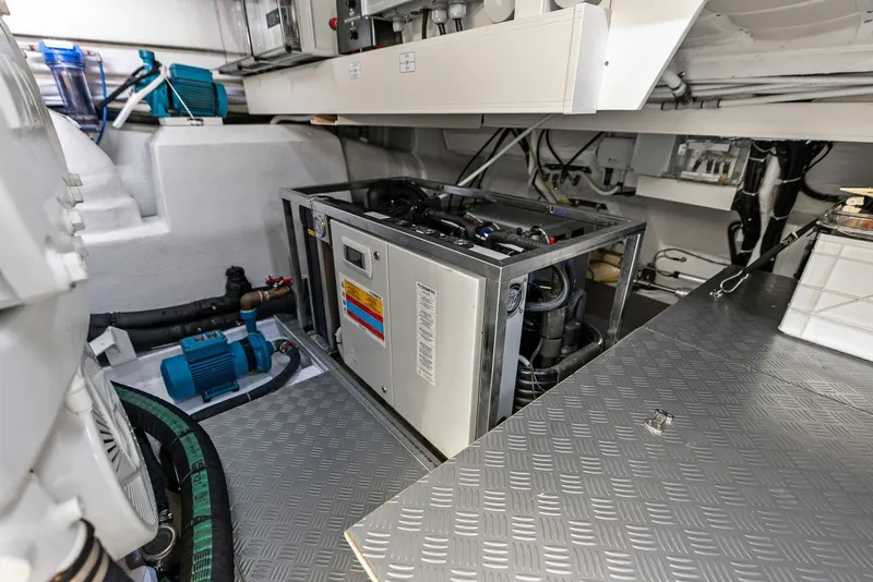 Slide: The Image of Ferretti 670 2026 - 8054830