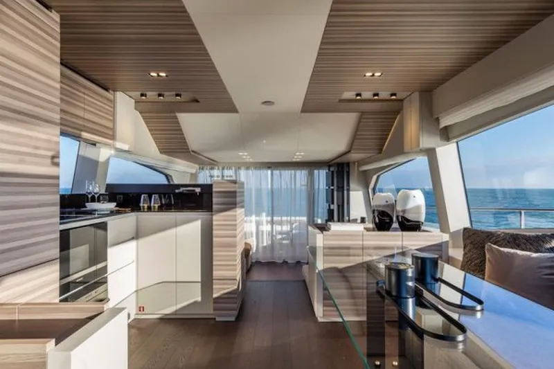 Slide: The Image of Ferretti 670 2026 - 7938213