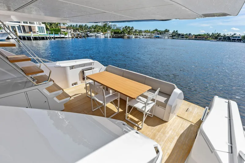 Slide: The Image of Ferretti 670 2026 - 8054736