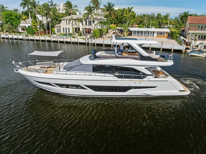 Slide: The Image of Ferretti 670 2026 - 8054715