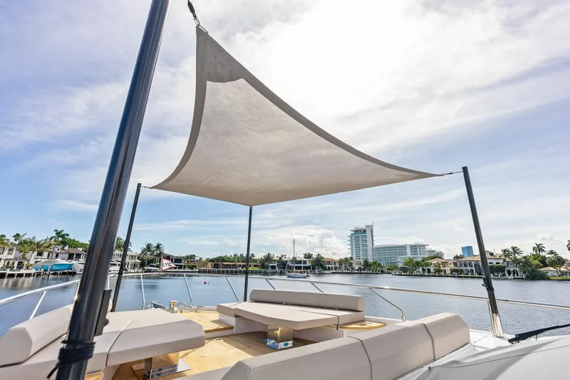 Slide: The Image of Ferretti 670 2026 - 8054728