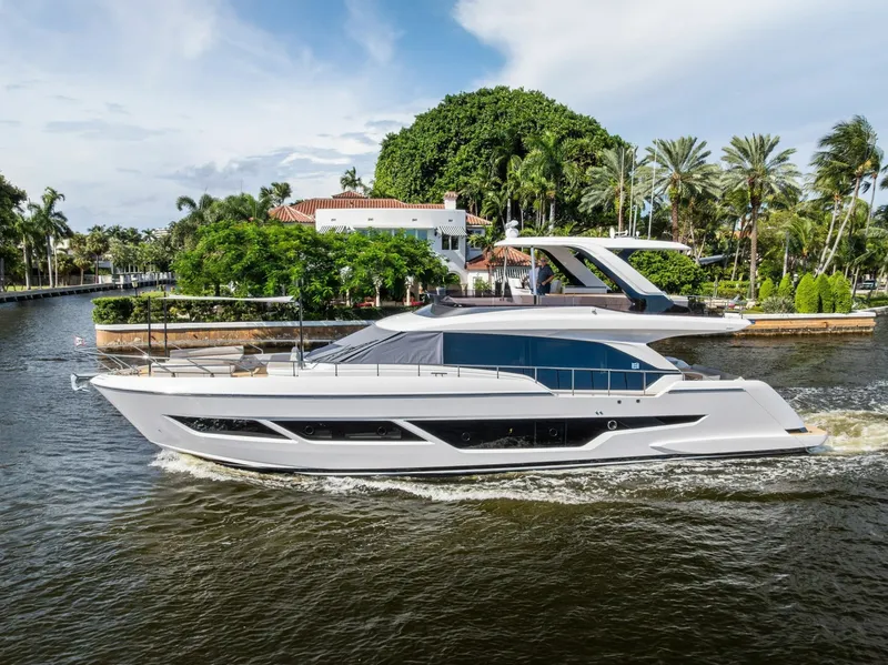 Slide: The Image of Ferretti 670 2026 - 8054710