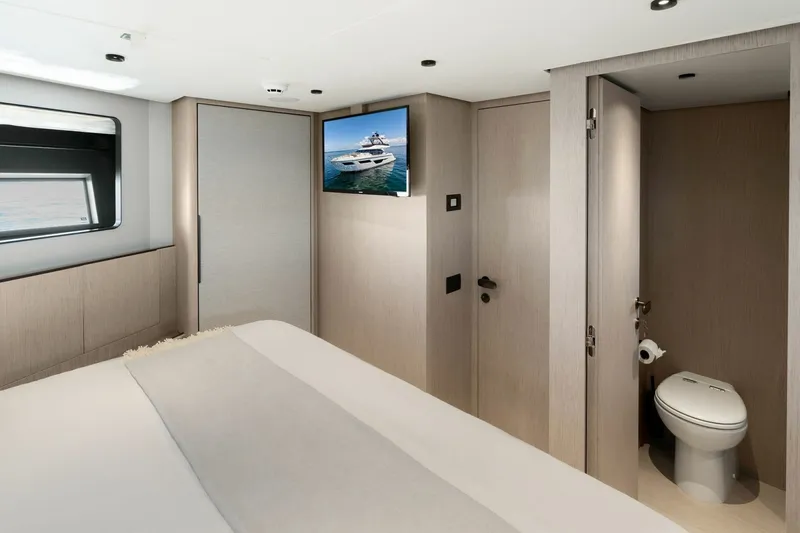 Slide: The Image of Ferretti 58 2025 - 8065326