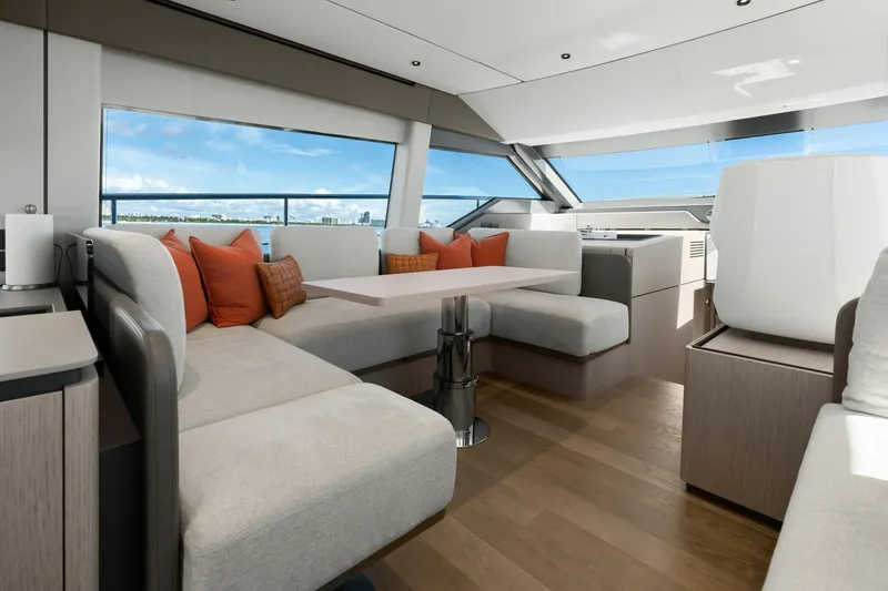 Slide: The Image of Ferretti 58 2025 - 8065300