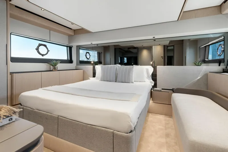 Slide: The Image of Ferretti 58 2025 - 8065311