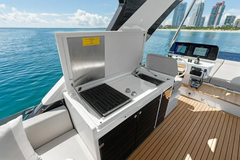 Slide: The Image of Ferretti 58 2025 - 8065293