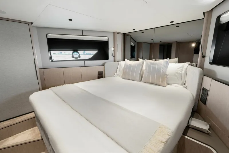 Slide: The Image of Ferretti 58 2025 - 8065325