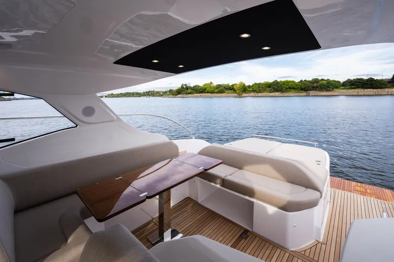 Slide: The Image of Azimut Atlantis 45 2025 - 7746377