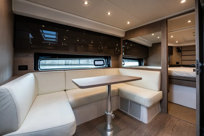 Slide: The Image of Azimut Atlantis 45 2025 - 7747095