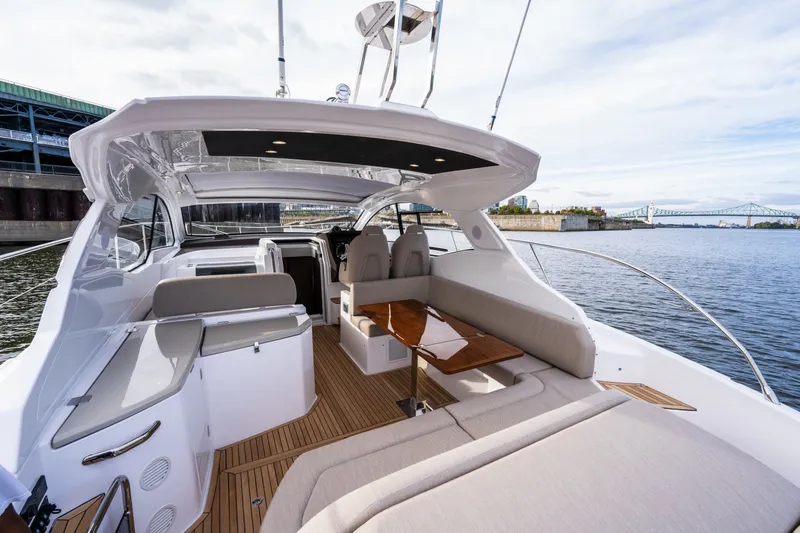 Slide: The Image of Azimut Atlantis 45 2025 - 7746523