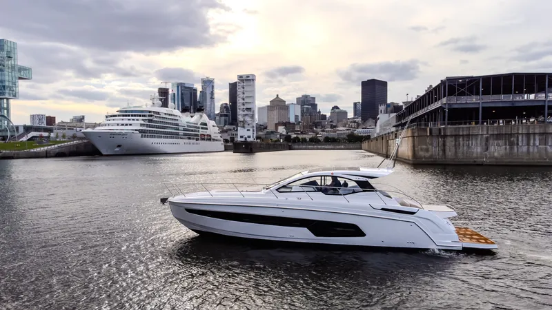 Slide: The Image of Azimut Atlantis 45 2025 - 7746238