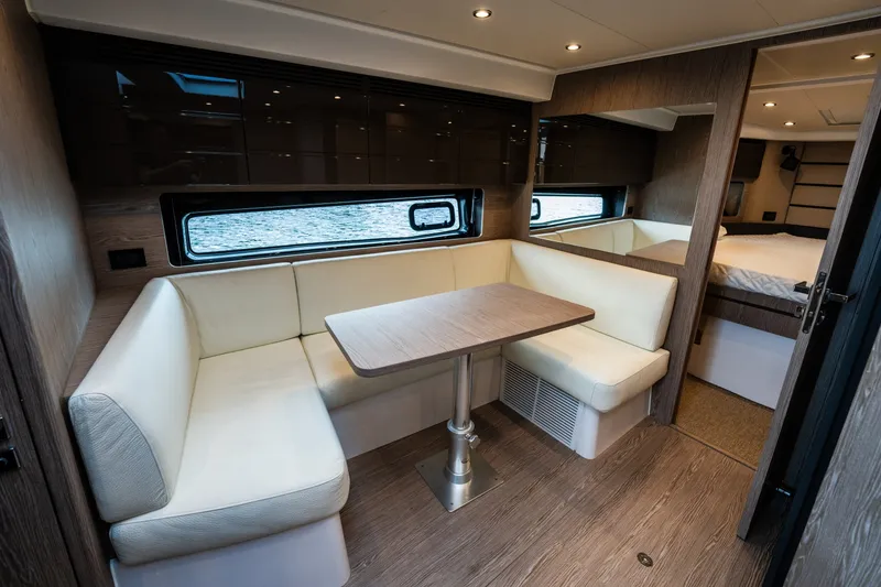 Slide: The Image of Azimut Atlantis 45 2025 - 7747119