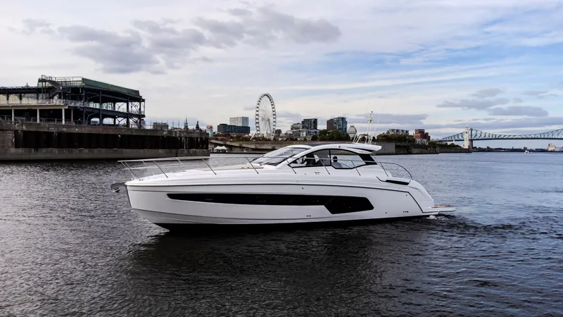 The Image of Azimut Atlantis 45 2025 - 7745907