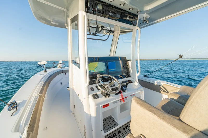 Slide: The Image of Sea Hunt Gamefish 30CB 2026 - 7849352