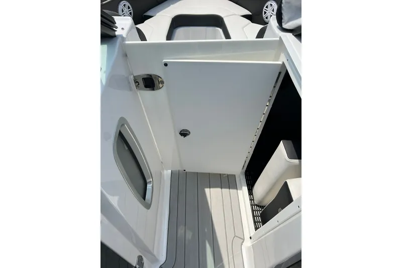 Slide: The Image of Monterey 275SS Super Sport 2024 - 7747567