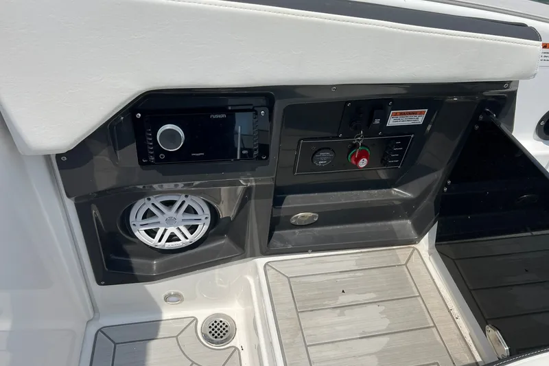 Slide: The Image of Monterey 275SS Super Sport 2024 - 7747646