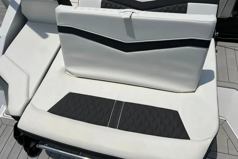 Slide: The Image of Monterey 275SS Super Sport 2024 - 7747654