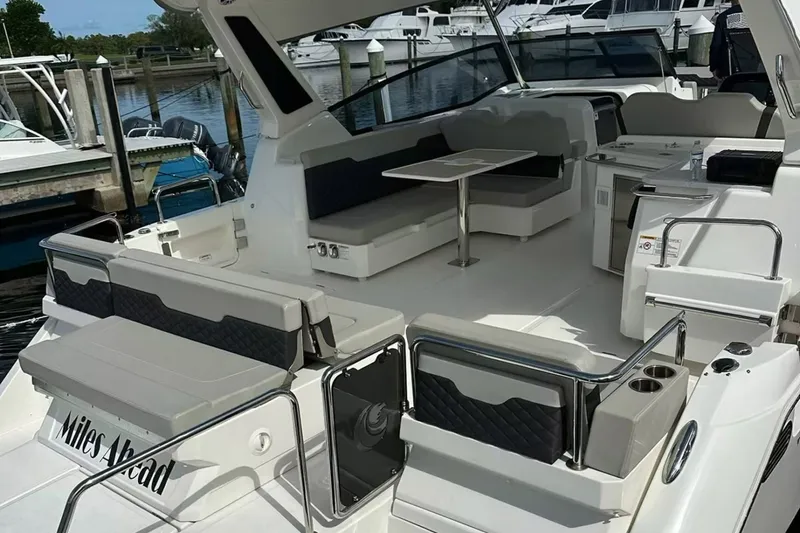 Slide: The Image of Aquila 36 Sport 2023 - 7747564