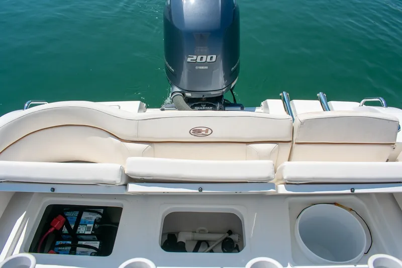 Slide: The Image of Sea Hunt Ultra 219 2022 - 7747555