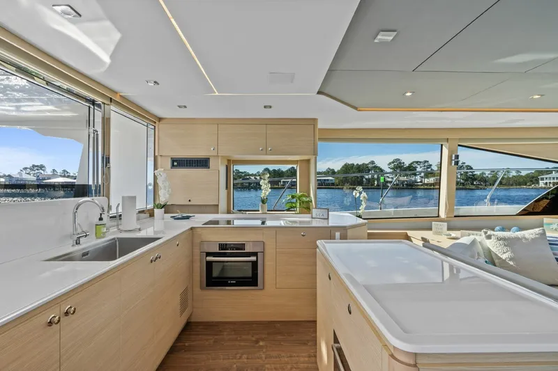 Slide: The Image of Aquila 54 Yacht 2021 - 7747602
