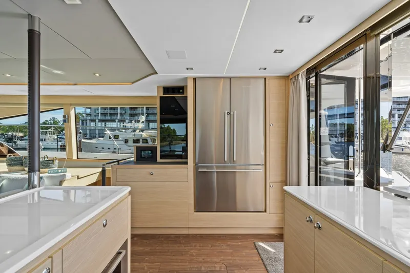 Slide: The Image of Aquila 54 Yacht 2021 - 7747609