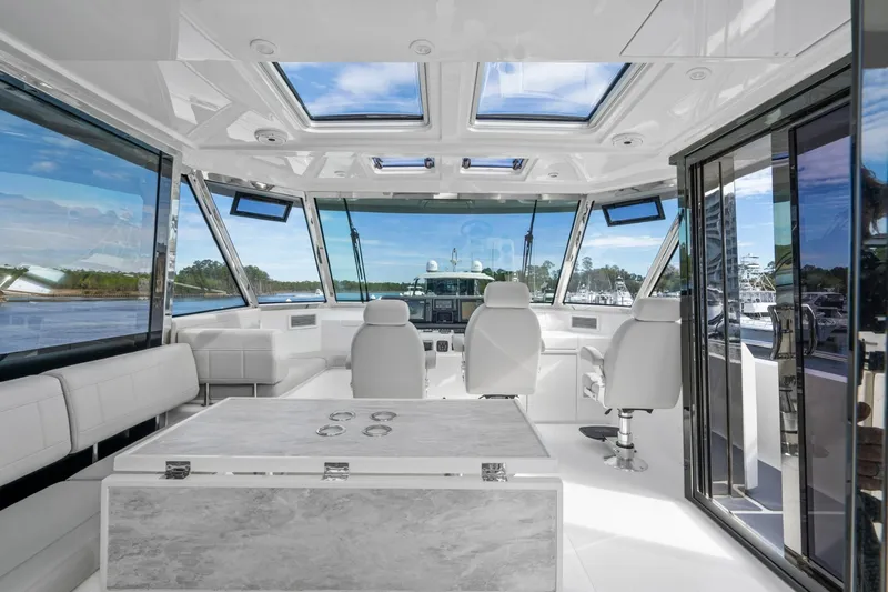 Slide: The Image of Aquila 54 Yacht 2021 - 7747705