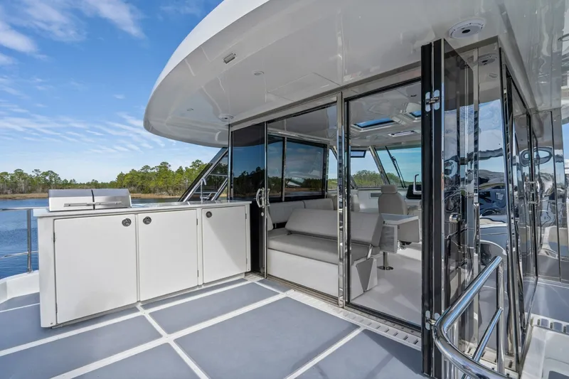 Slide: The Image of Aquila 54 Yacht 2021 - 7747749