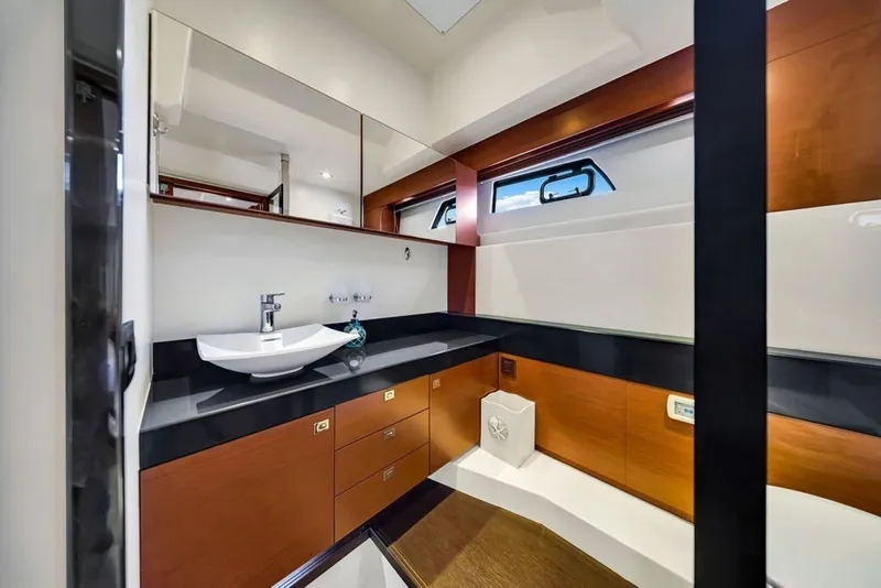 Slide: The Image of Prestige 550 2013 - 7769507