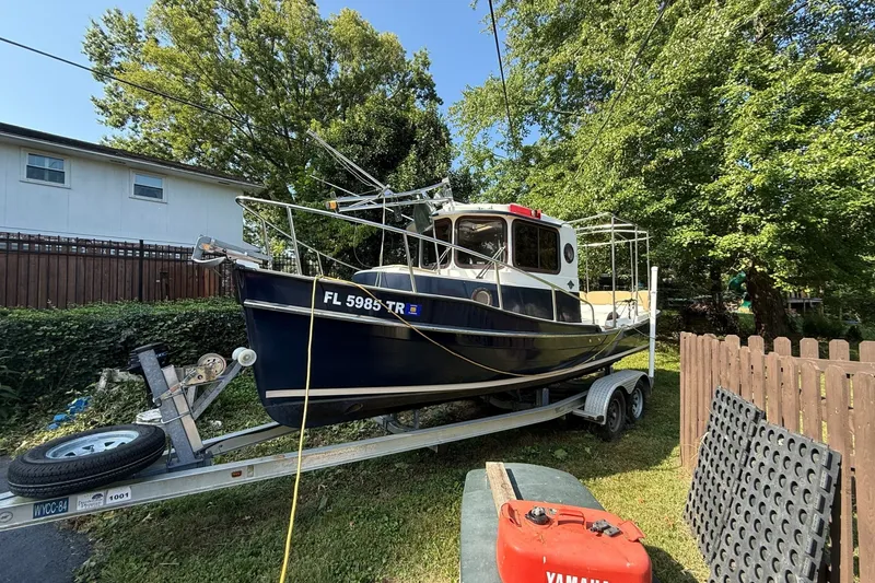 Slide: The Image of Ranger Tug R-21 EC 2011 - 7748088