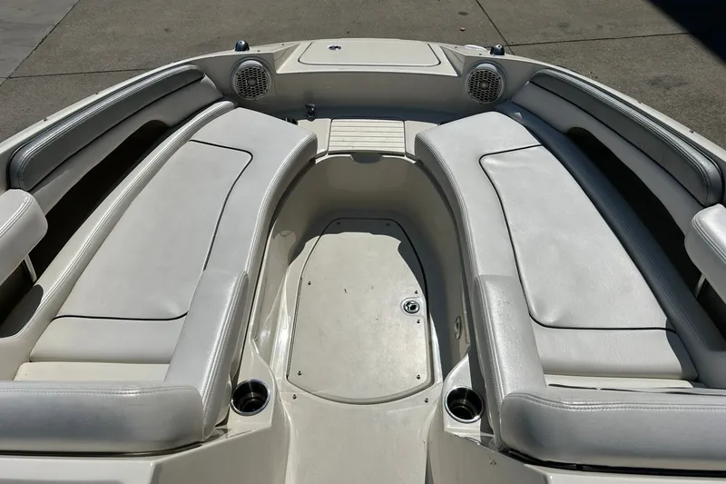 Slide: The Image of Sea Ray 260 Sundeck 2010 - 7748177