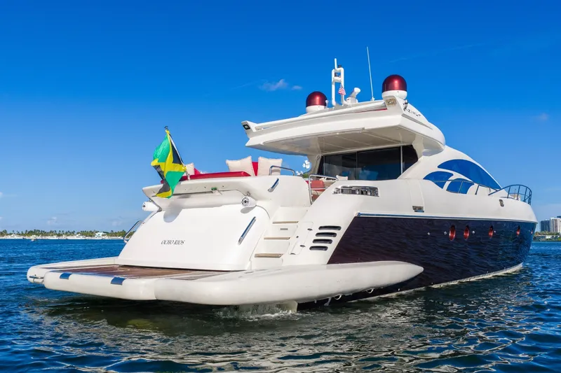 Slide: The Image of Azimut 86S 2009 - 7850892