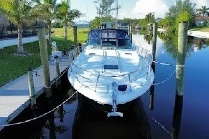 Slide: The Image of Sea Ray 380 Sundancer 2004 - 7748356
