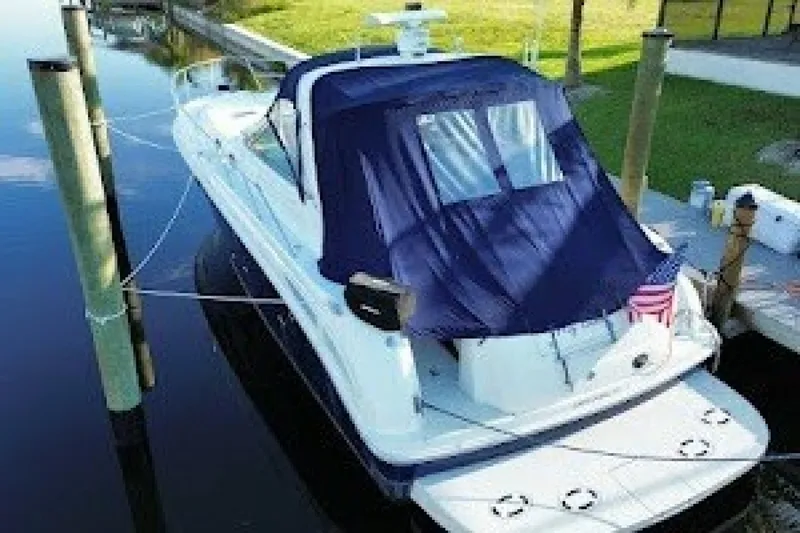 Slide: The Image of Sea Ray 380 Sundancer 2004 - 7748352
