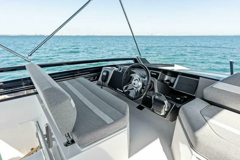 Slide: The Image of Galeon 470 Sky 2024 - 7763590