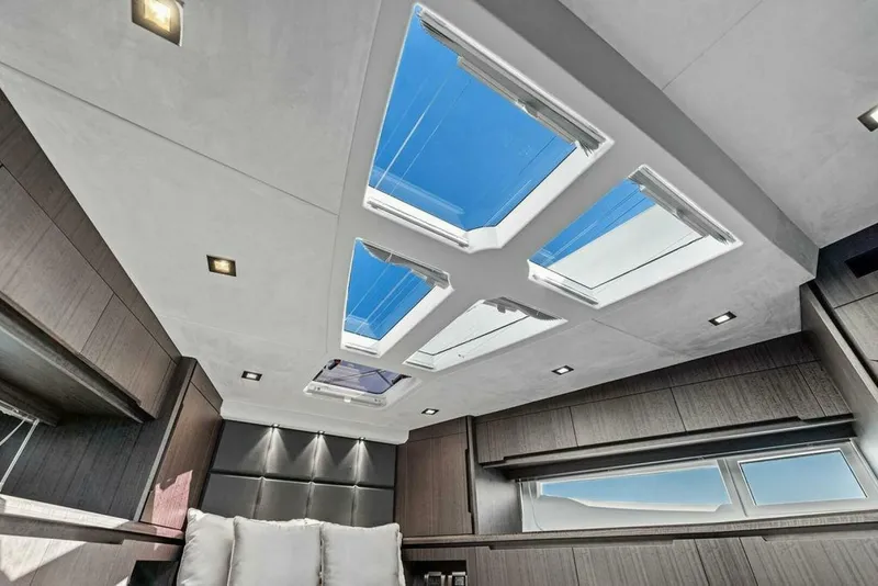 Slide: The Image of Galeon 470 Sky 2024 - 7763566