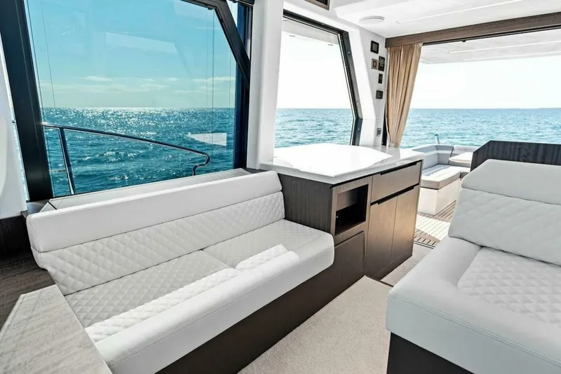 Slide: The Image of Galeon 470 Sky 2024 - 7763565