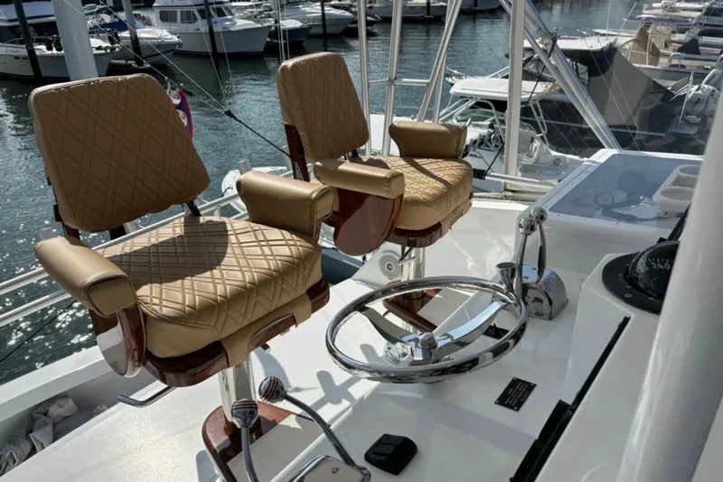 Slide: The Image of Viking 48 Convertible 1989 - 7853954