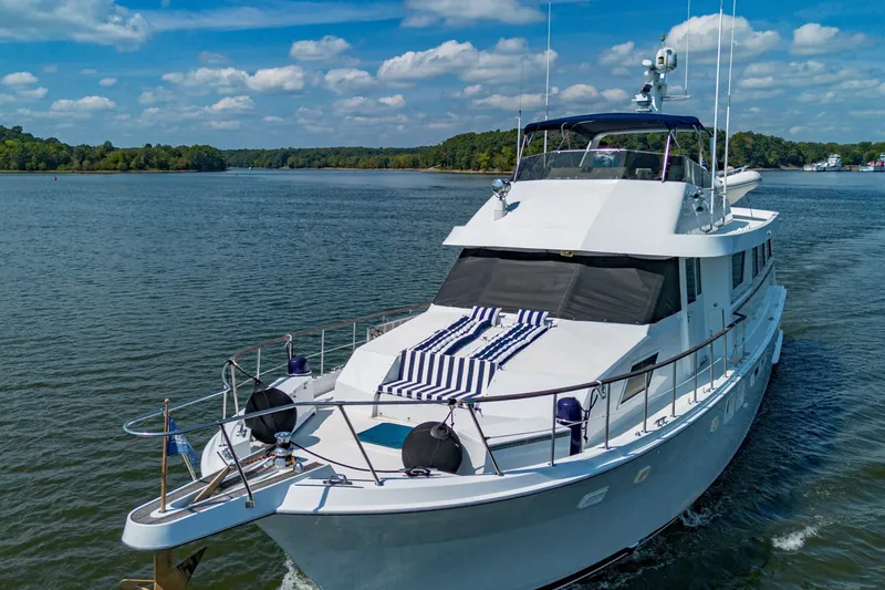 Slide: The Image of Hatteras 70 Cockpit Motor Yacht 1988 - 7748650