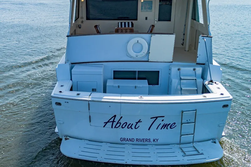 Slide: The Image of Hatteras 70 Cockpit Motor Yacht 1988 - 7748674