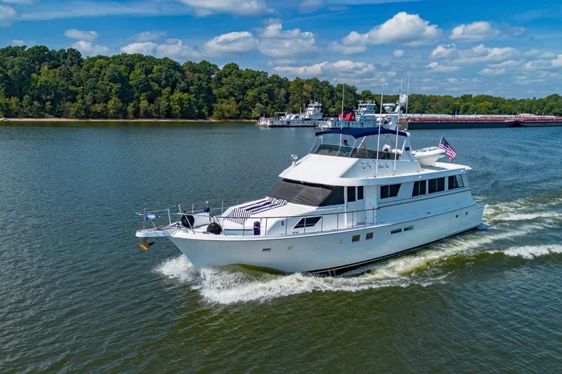 Slide: The Image of Hatteras 70 Cockpit Motor Yacht 1988 - 7748590