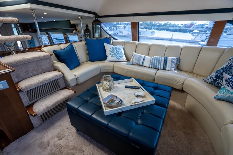 Slide: The Image of Carver Yachts 56 Voyager SE 2007 - 7750255