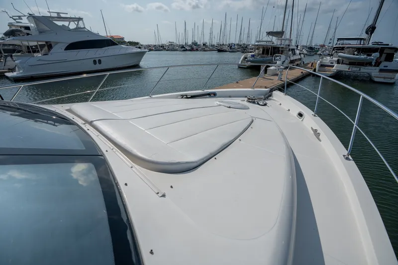 Slide: The Image of Carver Yachts 56 Voyager SE 2007 - 7750182