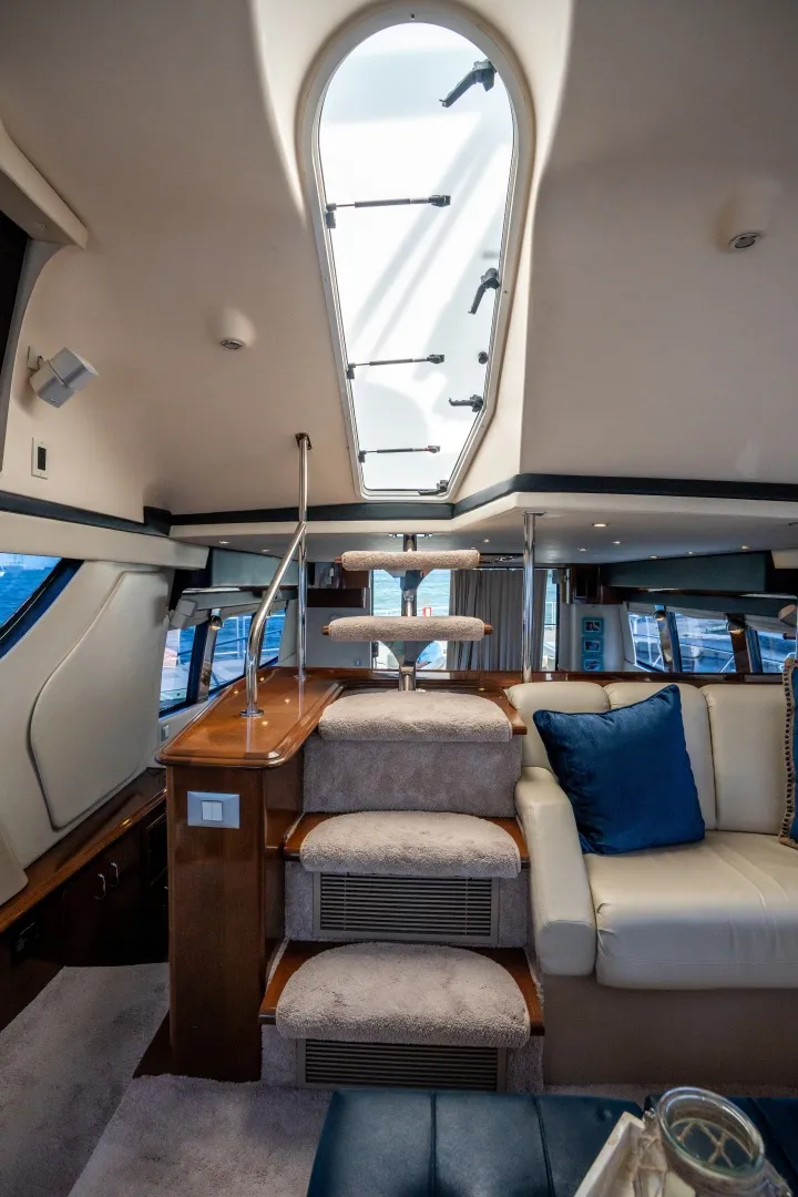 Slide: The Image of Carver Yachts 56 Voyager SE 2007 - 7750258