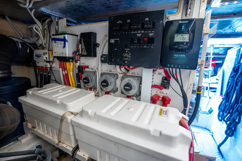 Slide: The Image of Carver Yachts 56 Voyager SE 2007 - 7750123