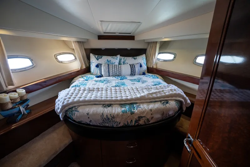Slide: The Image of Carver Yachts 56 Voyager SE 2007 - 7750263