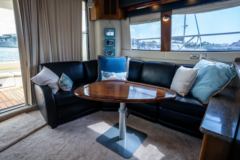 Slide: The Image of Carver Yachts 56 Voyager SE 2007 - 7750201